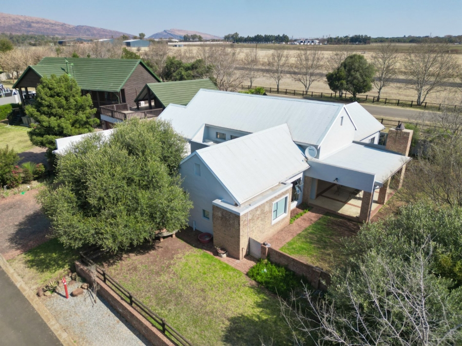 3 Bedroom Property for Sale in The Coves North West
